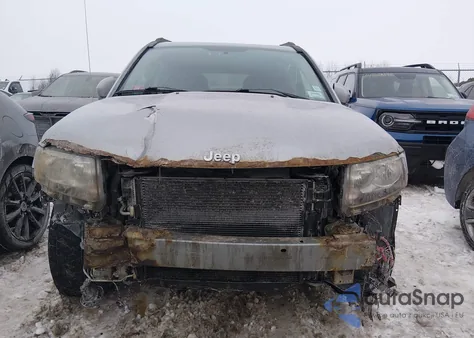 2014 Jeep Compass Latitude из США, поврежденный, VIN 1C4NJDEB6ED864023